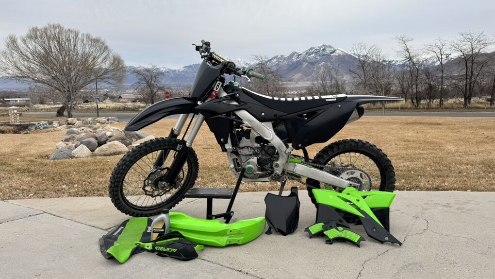 2016 KX250 – $4,800 OBO