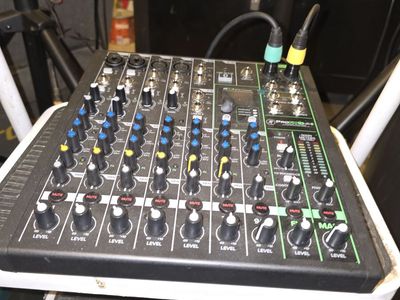 Mackie ProFX10v3+, 10-Channel Analog Mixer with Enhanced FX, USB Recording Modes and Bluetooth