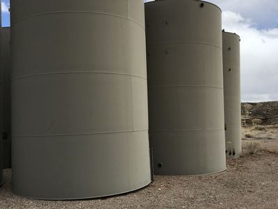 Fuel water tank