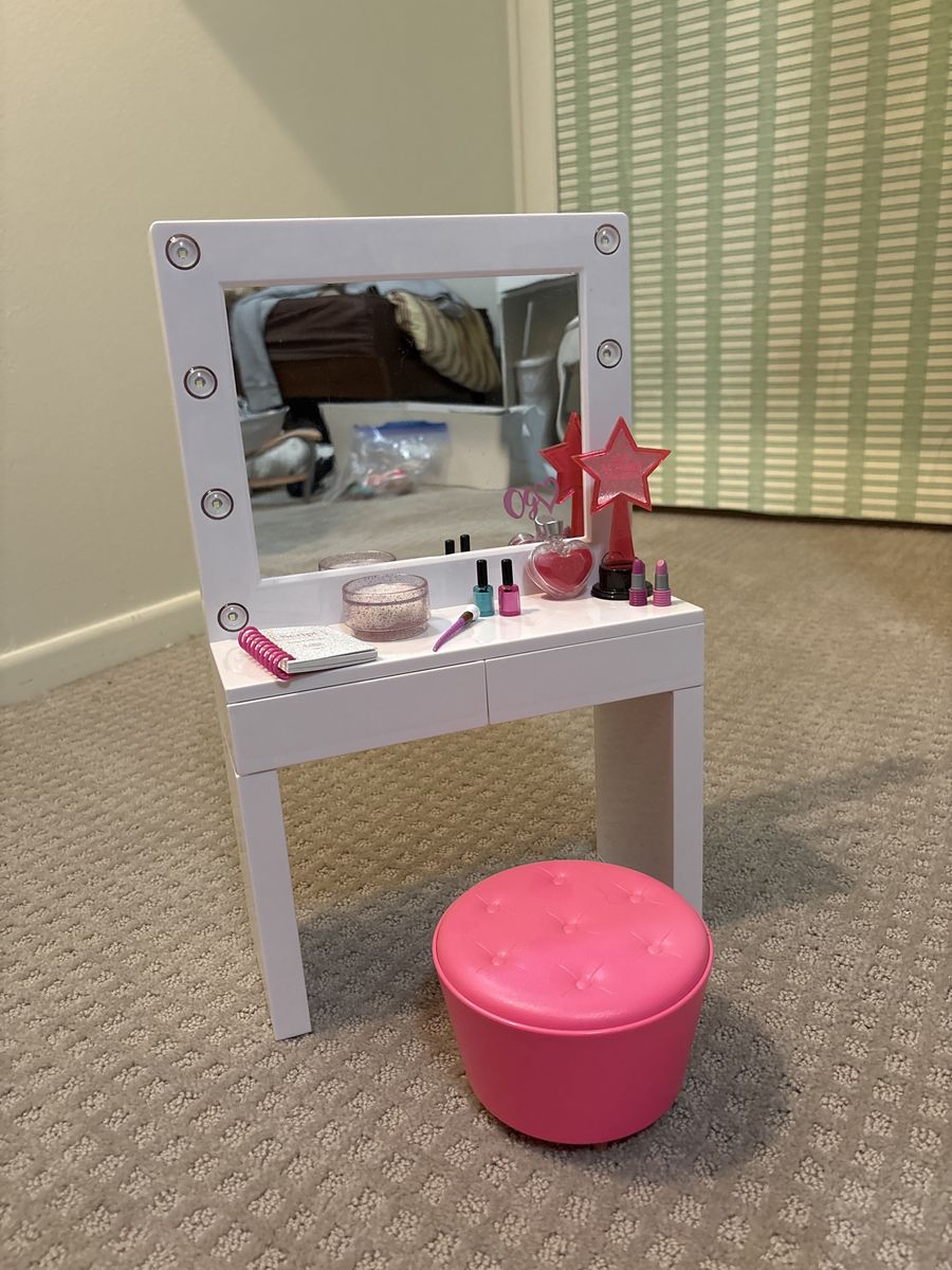American Girl Doll Hollywood Vanity Set with Light-Up Mirror & Pink Tufted Stool, Accessories Included