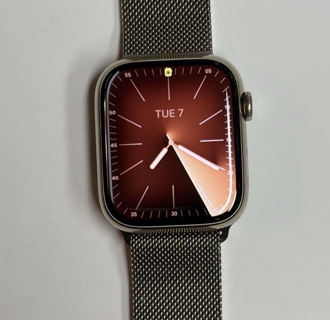 •• Apple Watch S 9 45mm Gold Stainless Steel Ceramic ••