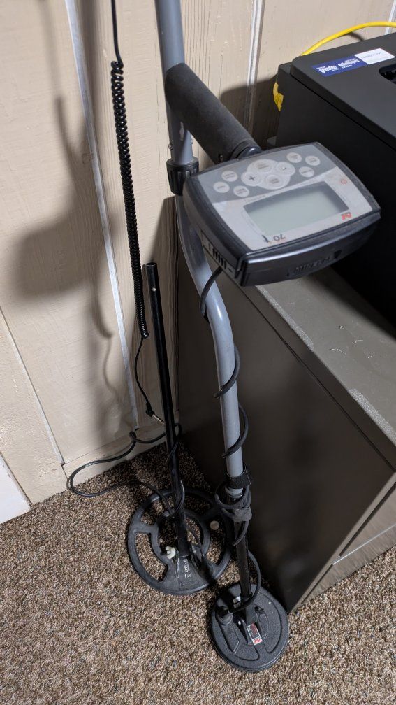 Minelab X-Terra 70 Metal Detector with Garrett Master Sound Headphones