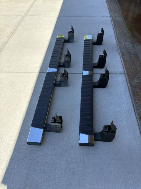 2023-2026 GMC Canyon Running Boards