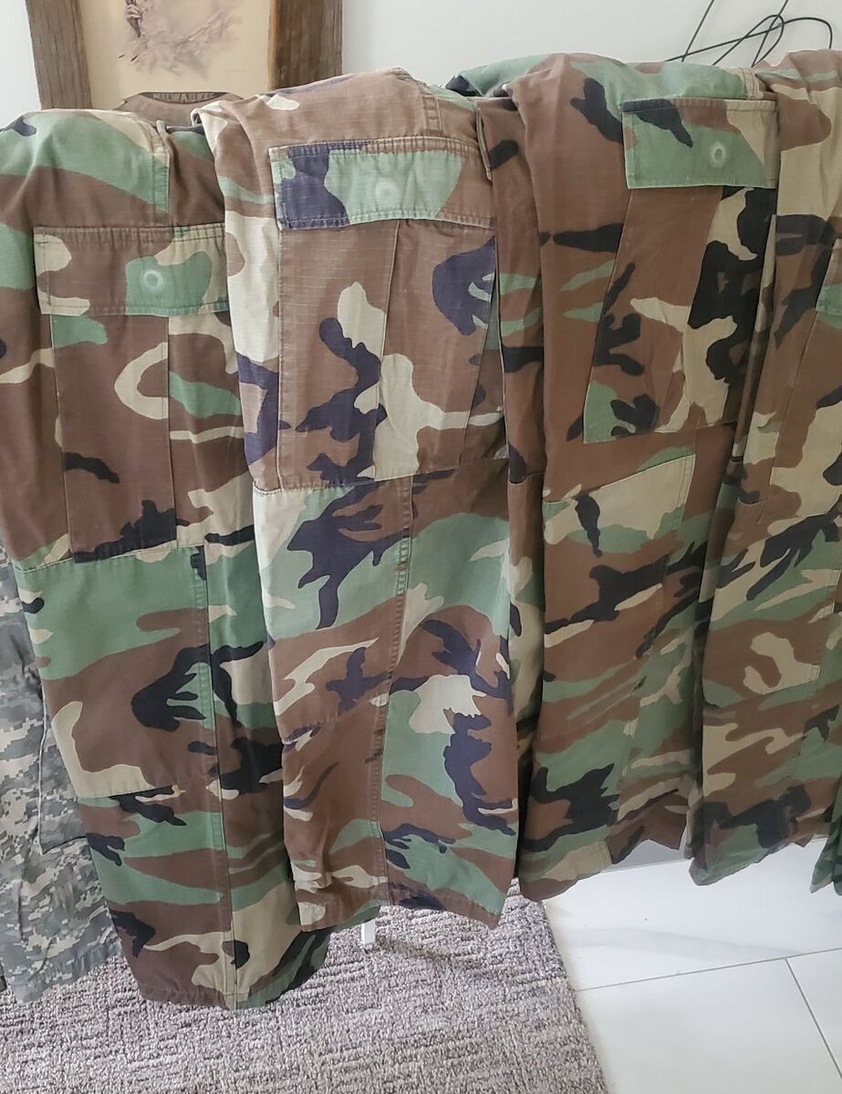 Camouflage original pants-size Large