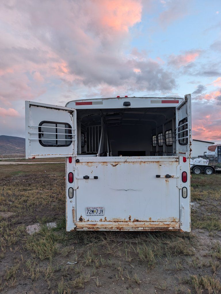 4 Horse trailer* Ramp & Hay Mangers* | Horses/Livestock, Trailers | KSL ...