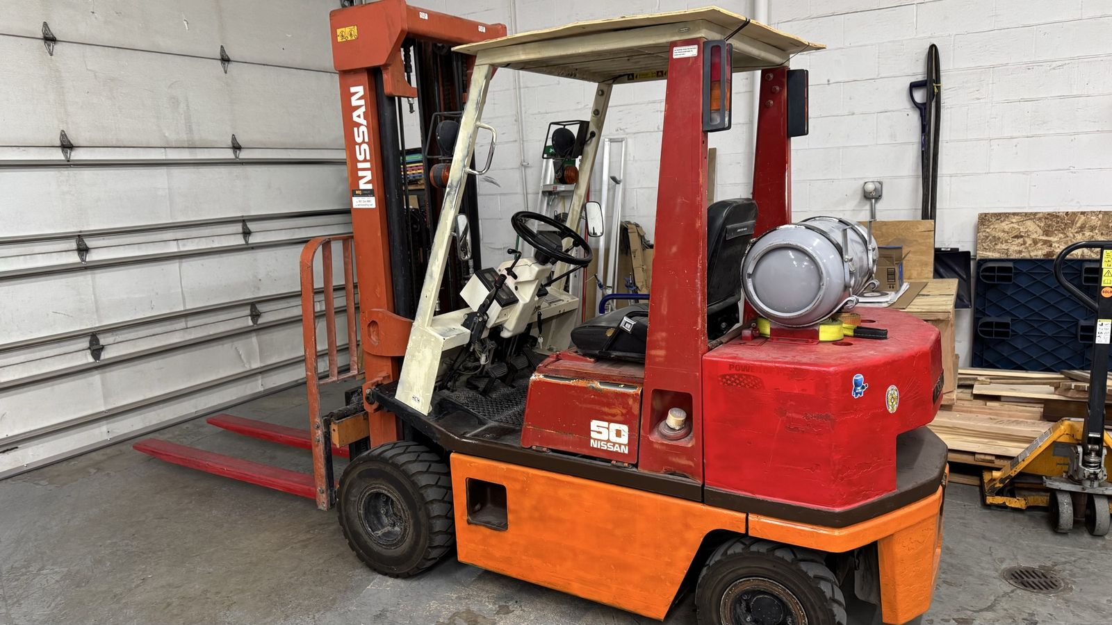 Forklift Nissan 50 propane