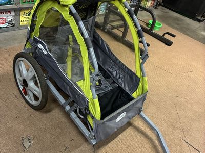 In-step kids bicycle trailer
