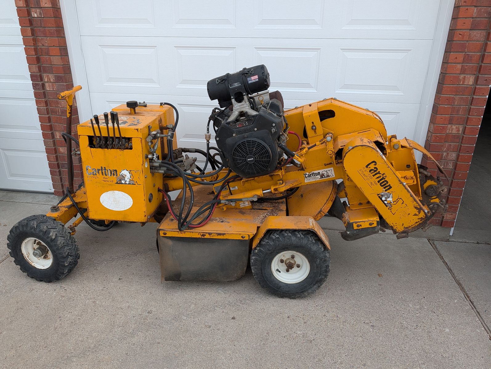 Carlton 2500-4 Stump Grinder