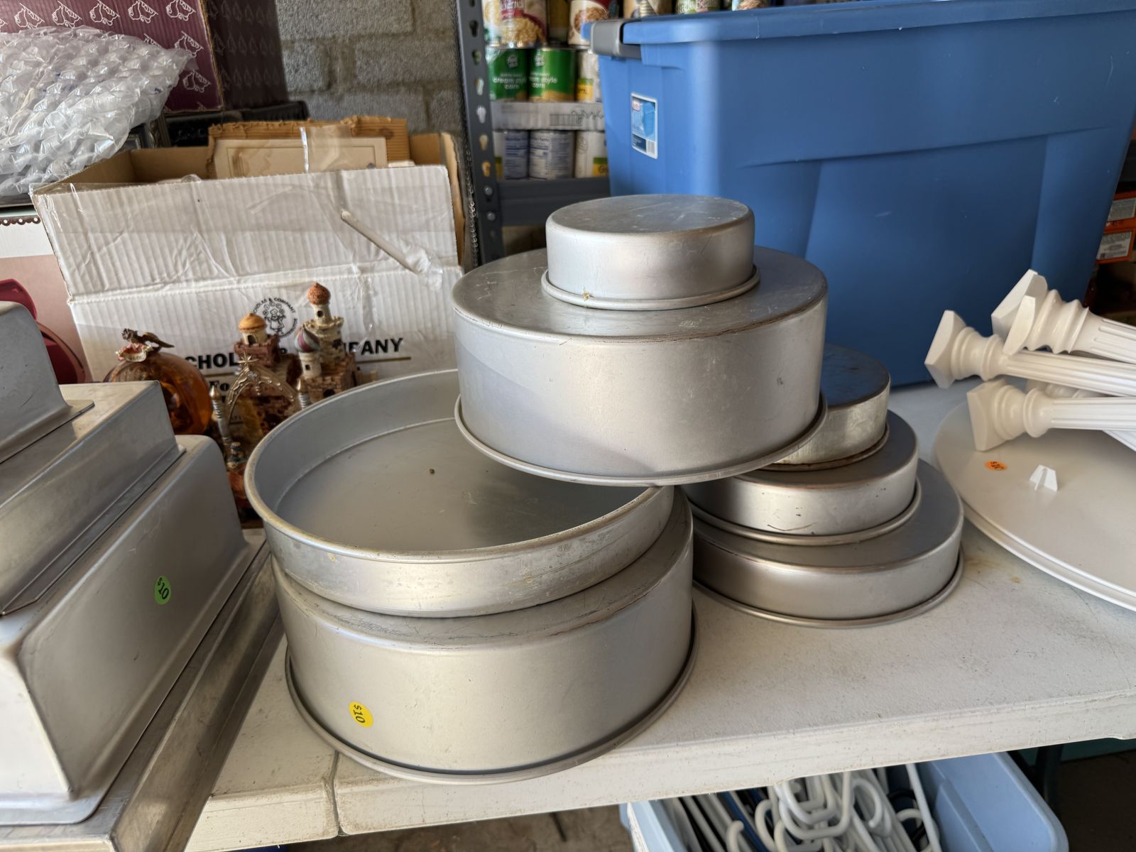 Aluminum Round & Square Cake Pans Baking Set - Various Sizes