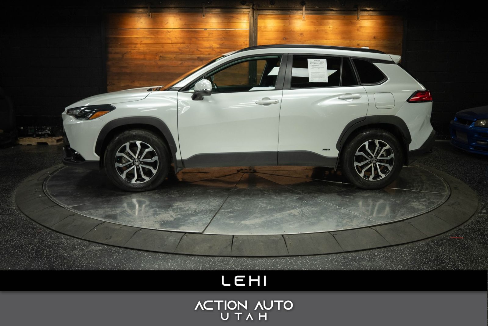 2023 Toyota Corolla Cross Hybrid SE