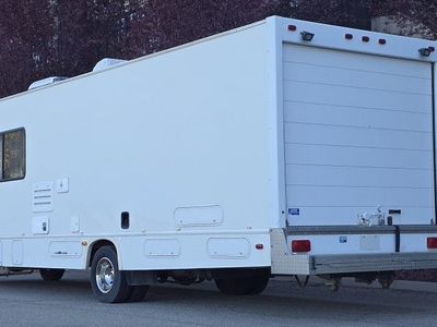 2003 Thor Motor Coach Four Winds Fun Mover 31C