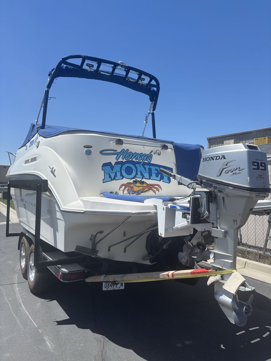 2003 Bayliner 2655 Cierra cruiser set up for fishing too! 