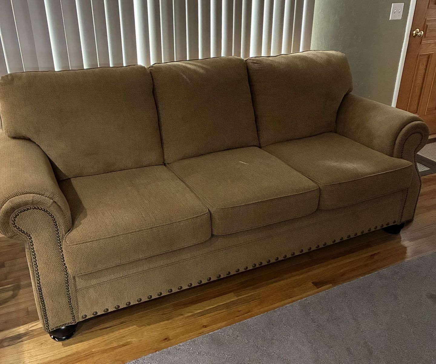 Beautiful Couch, Very Comfortable