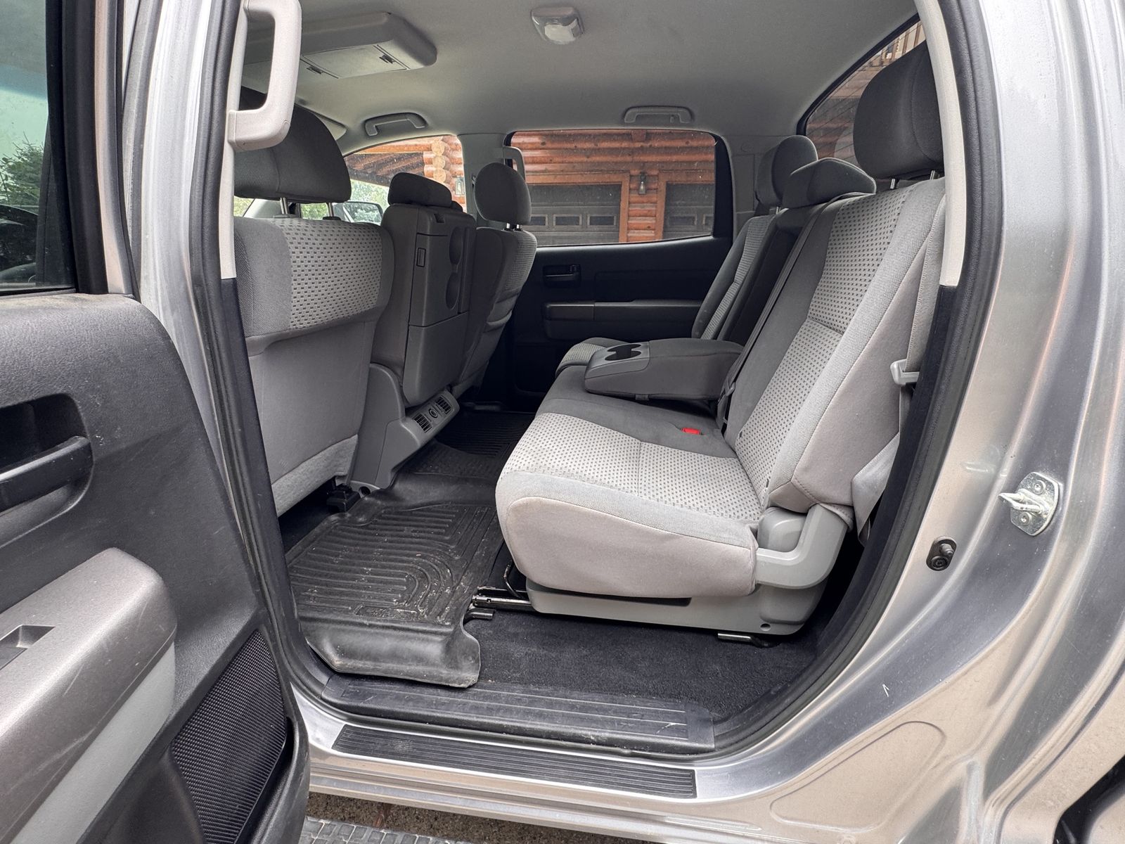 2013 Toyota Tundra CrewMax SR5