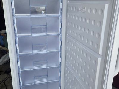 11 cubic foot garage ready freezer