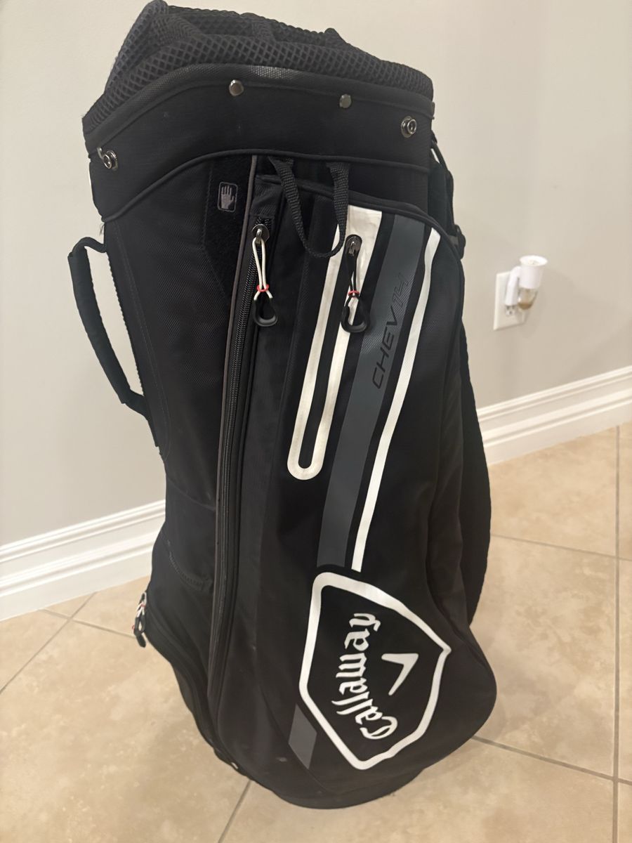 Callaway Chev 14 Golf Cart Bag - Black/White, 14-Way Top, Excellent Condition