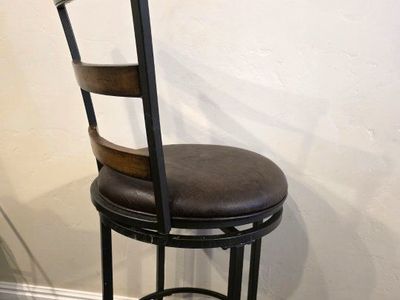 barstools
