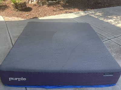 Purple, The Purple Mattress, Restore Premier, Queen, Excellent Condition, REDUCED PRICE!!!