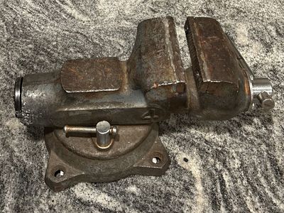 Vintage Duracraft 4” Inch Bullet Vise