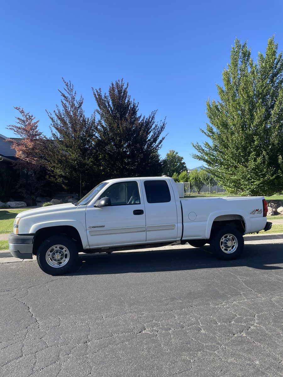 2004 Chevrolet Silverado 2500 
