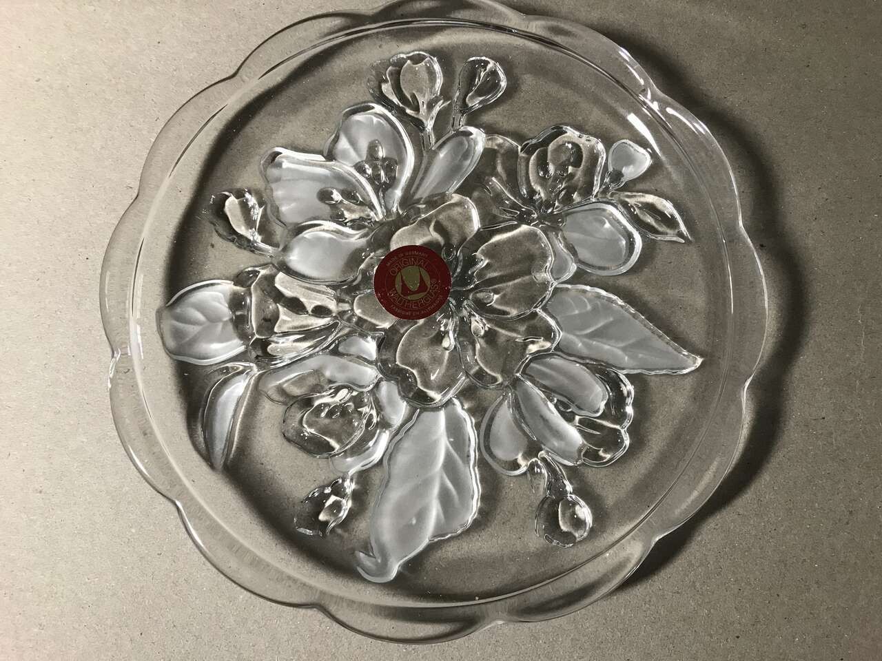 Main image 1