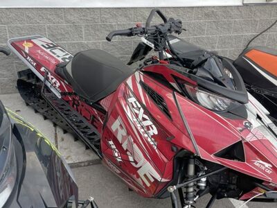 2019 Arctic Cat® M 8000 Mountain Cat 153"