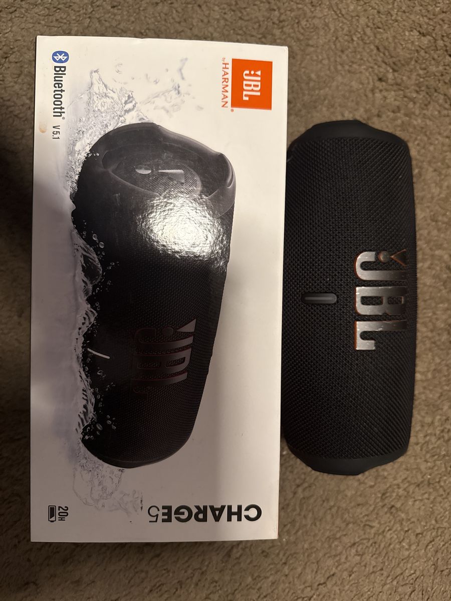 JBL charge 5 BlueTooth Speaker