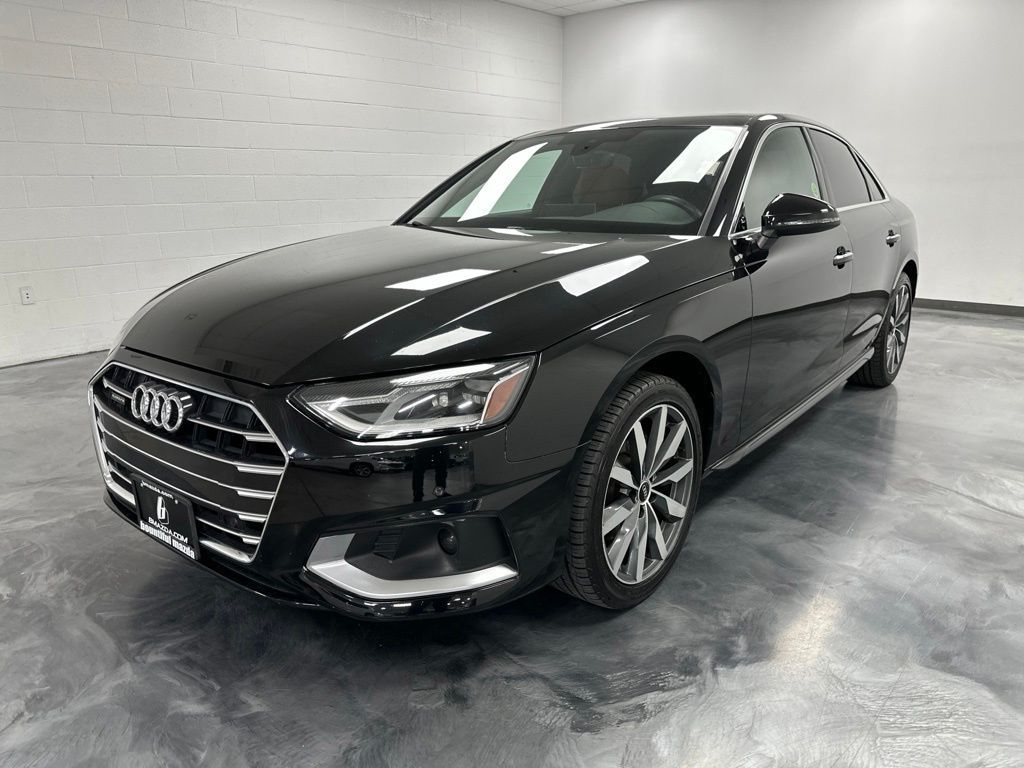 2022 Audi A4 quattro Premium 40 TFSI
