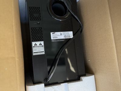 Samgsung Sound System Soundbar And Subwoofer