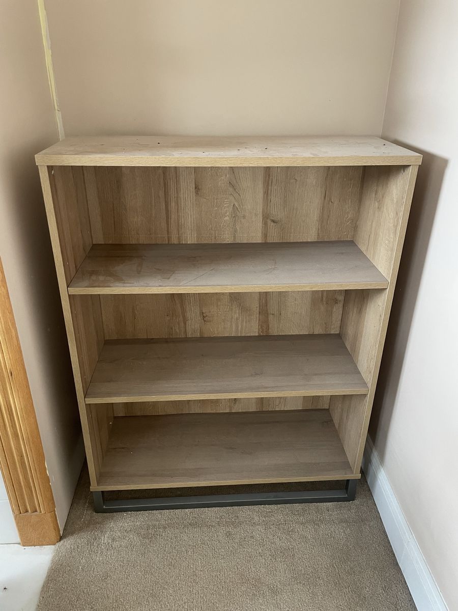 Excellent condition book shelf