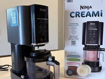 Ninja CREAMi NC301 Ice Cream & Frozen Treat Maker with 3 Pints - Black