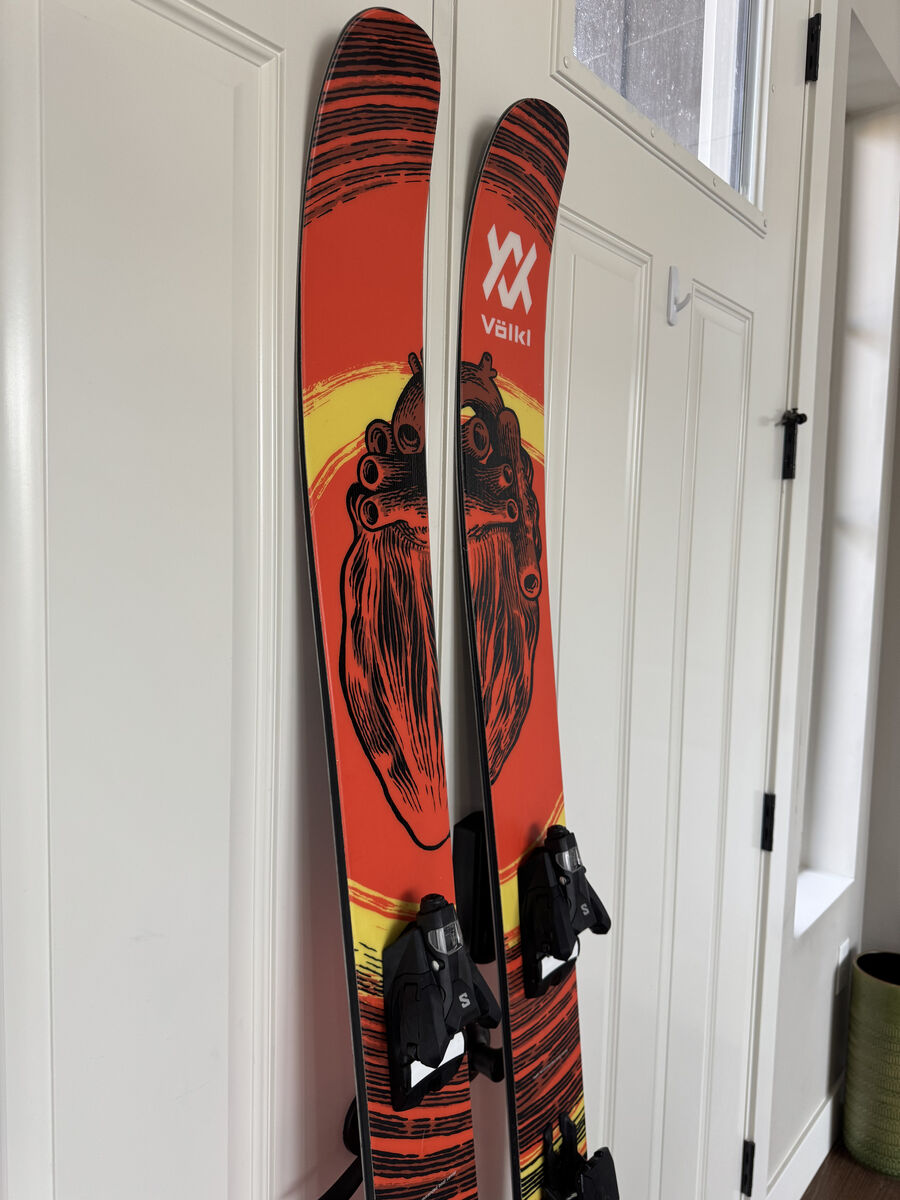 Volkl Revolt 121 Powder Skis with Salomon Strive 14 Bindings -- NEW!