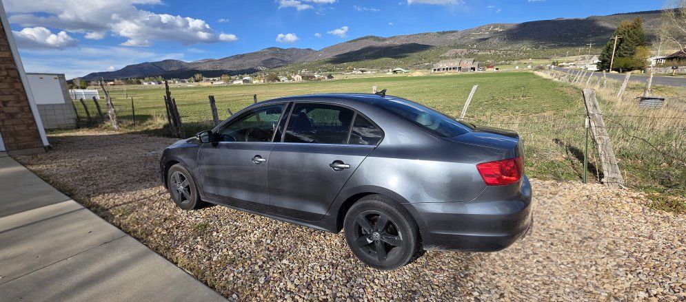 2013 VOLKSWAGEN JETTA 2.0L TDI SE
