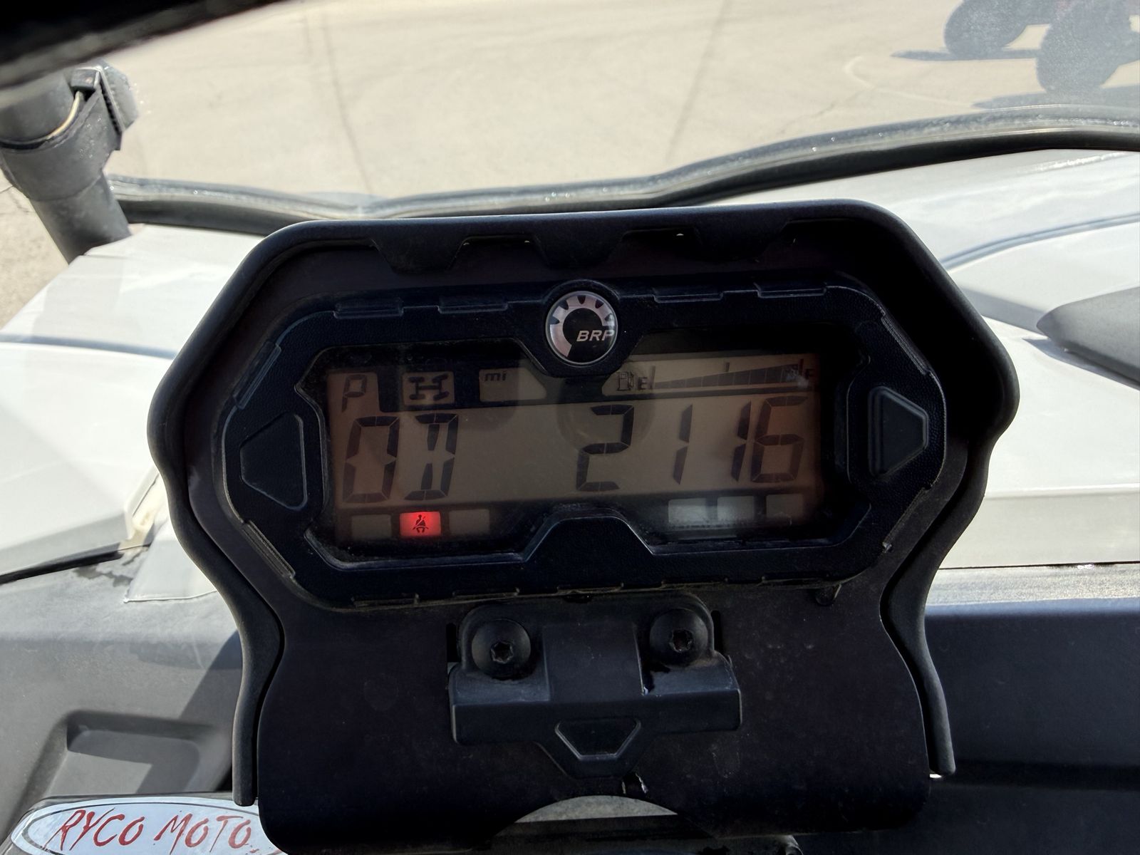 Main image 9