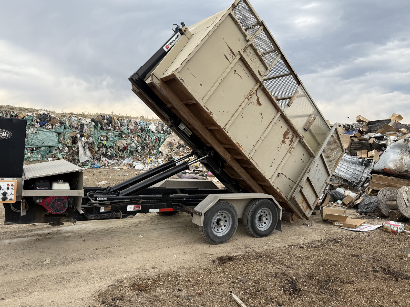 2019 Hoppel Switch Lift Hooklift Trailer