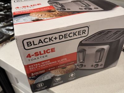BLACK+DECKER 4-Slice Toaster, Extra Wide Slots, 7 Shade Settings, 1400 Watts, Frozen and Bagel Buttons, Toast Shade Selector, Ex