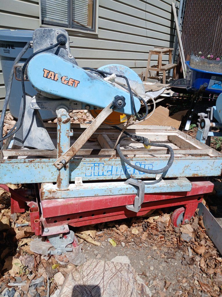 Target 10 inch tile saw