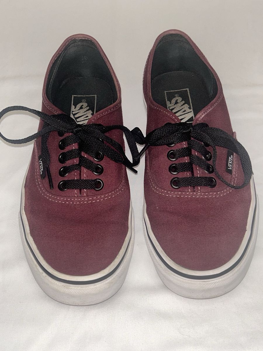 Vans Authentic Burgundy Low Top Sneakers - Unisex Casual Canvas Shoes - Size 7 M/8.5 W