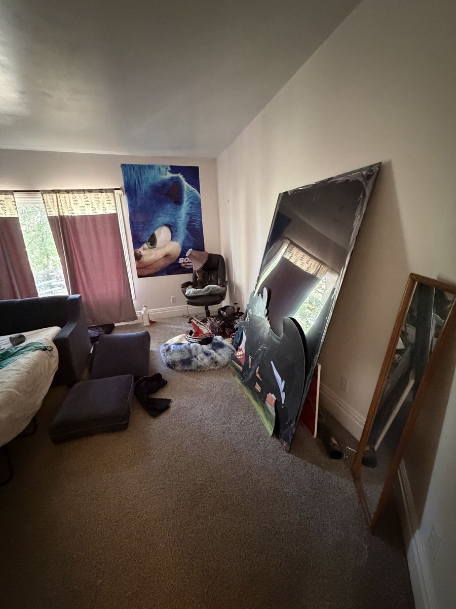 Main image 5