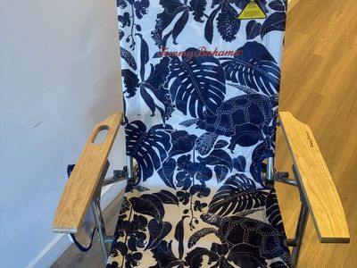 Tommy Bahama Orchid Turtle Highboy Chair