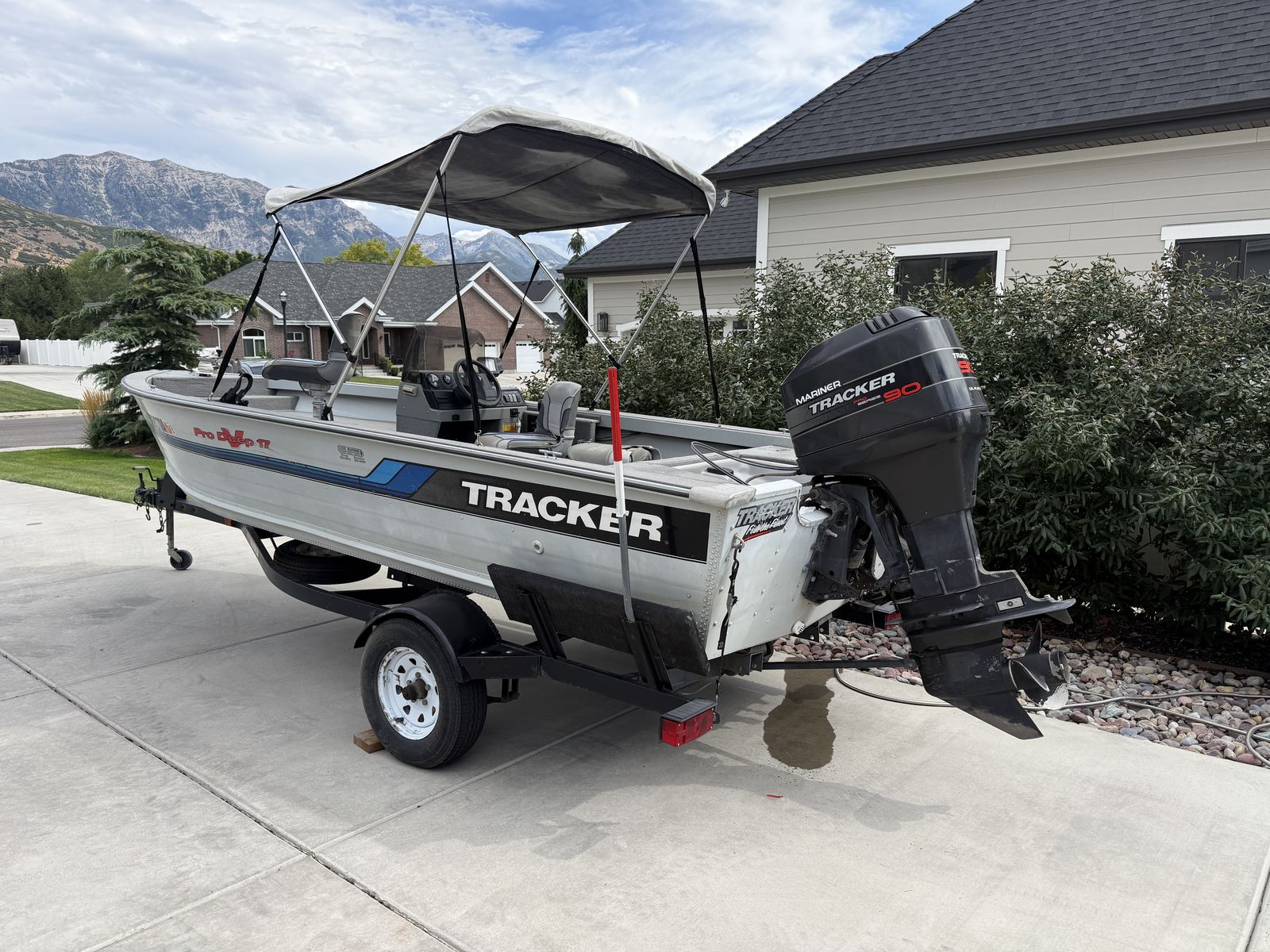 1995 Tracker Pro Series 90