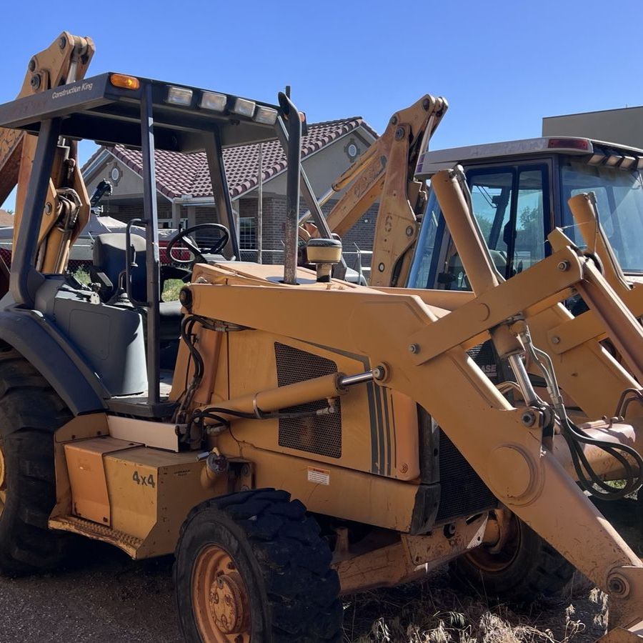 1995 CASE 580L Backhoe Loader - Heavy Duty Construction Equipment, 4x4