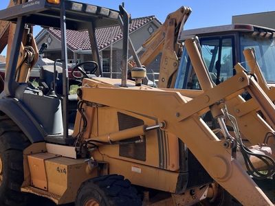 1995 CASE 580L Backhoe Loader - Heavy Duty Construction Equipment, 4x4