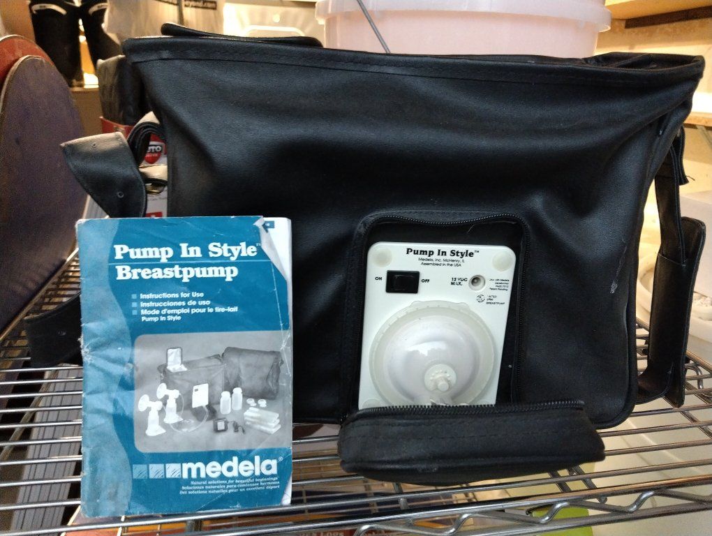Medela Pump In Style Breastpump with Carrying Bag