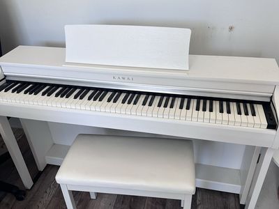 Kawai Digital Piano - Satin White with Bench and Pedals, Excellent Condition