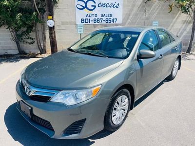 2014 Toyota Camry Hybrid LE