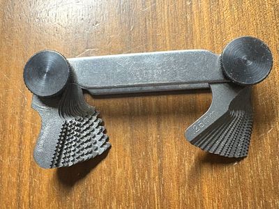 Starrett Thread Pitch Gauge
