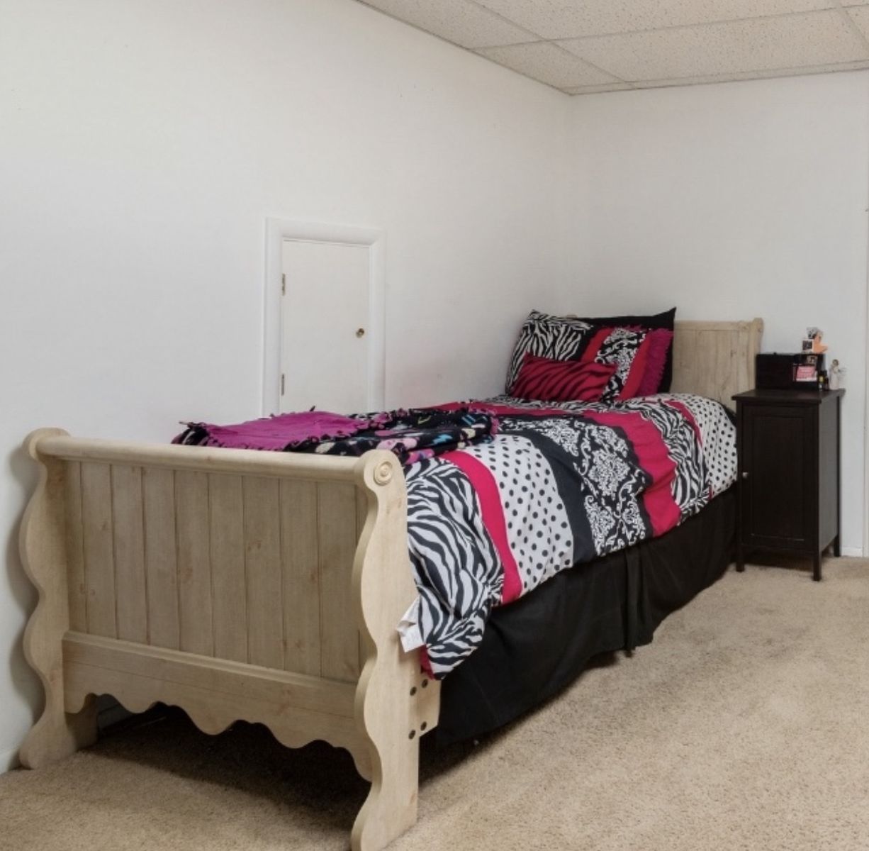 Light Wood Wooden Sleigh Bed Frame Twin Size