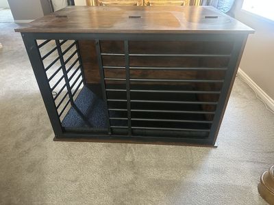 Dog Kennel / large dogs