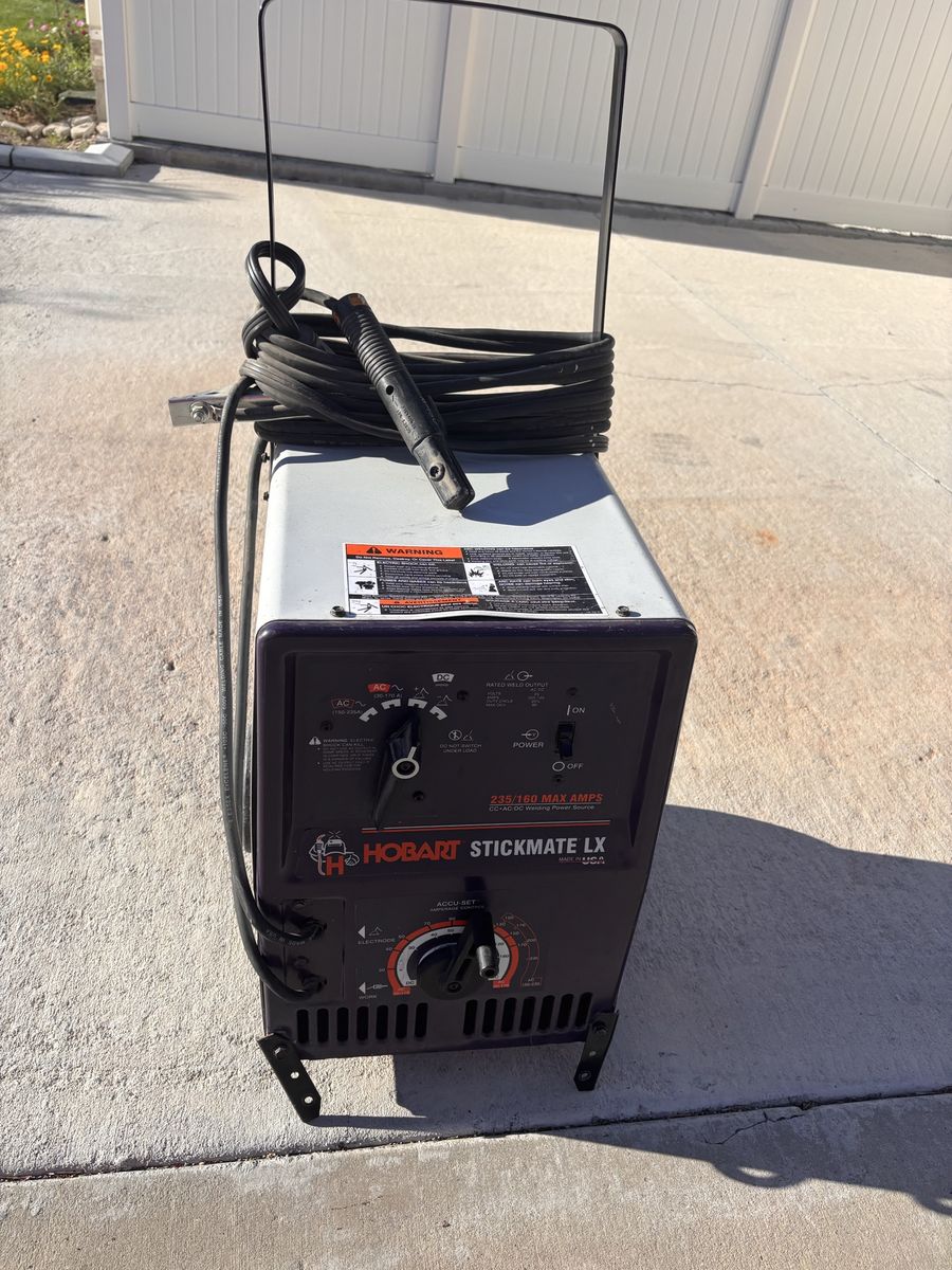 Hobart Stickmate LX AC/DC Stick Welder 235/160 Amp Power Source